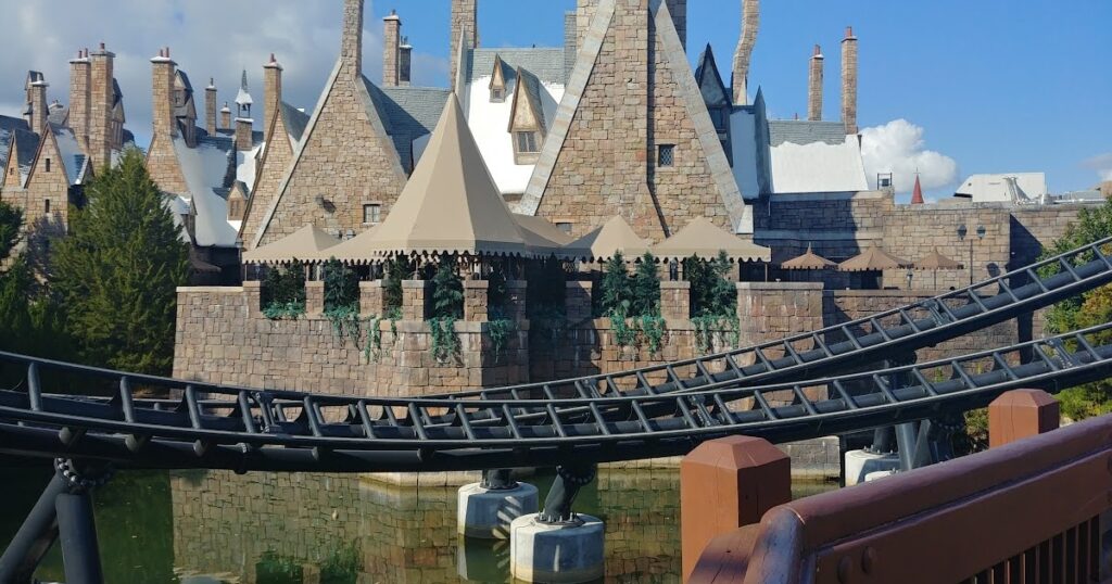 Early Park Admission to IOA is one of the top reasons to stay at a Universal Orlando Resort